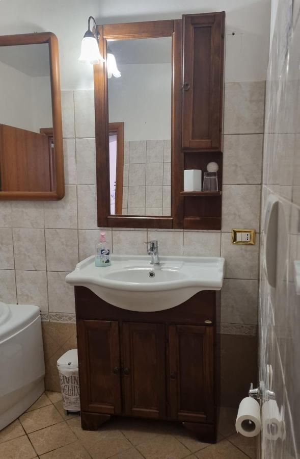 Casa Mille Baci Con Parcheggio Apartman Livorno Kültér fotó